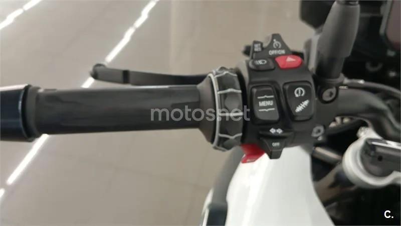 BMW F 750 GS – Vista 7