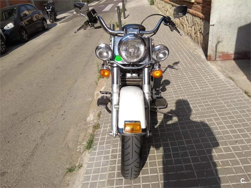Harley-Davidson Heritage Softail - Vista 7