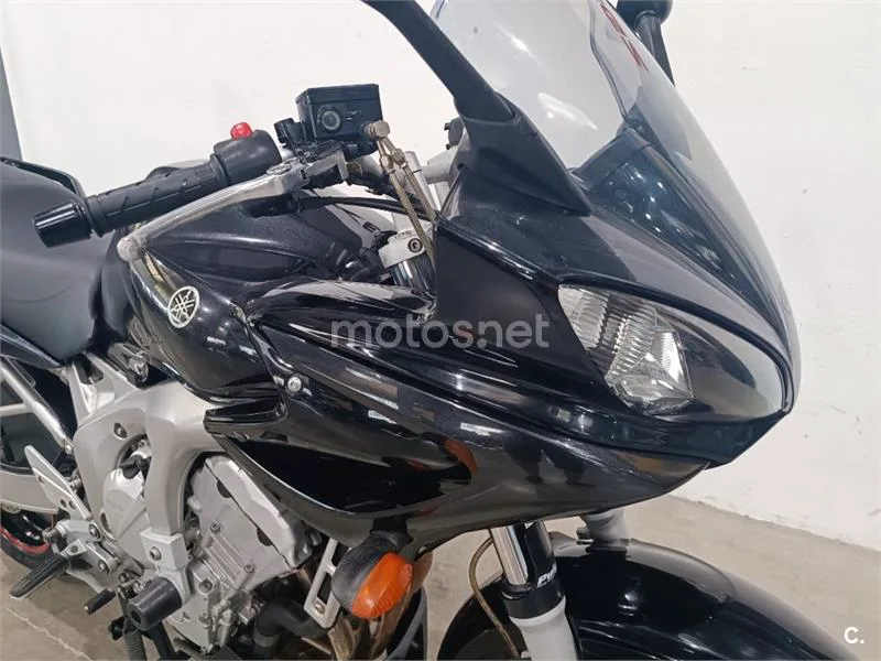 Yamaha FZ6 Fazer – Vista 21