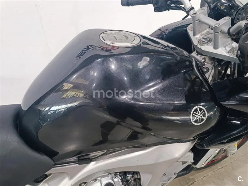 Yamaha FZ6 Fazer – Vista 23