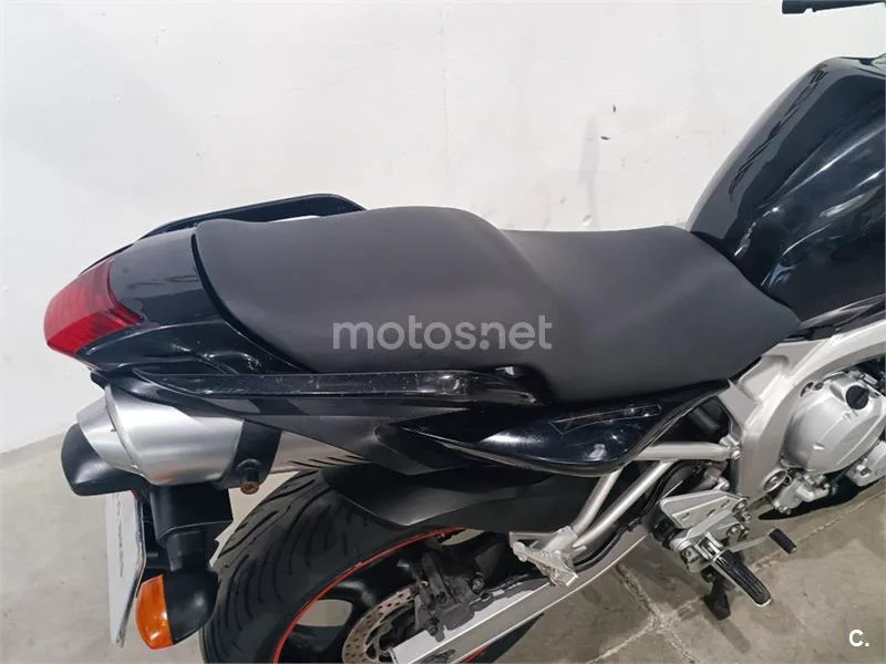 Yamaha FZ6 Fazer – Vista 24