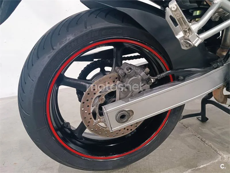 Yamaha FZ6 Fazer – Vista 25