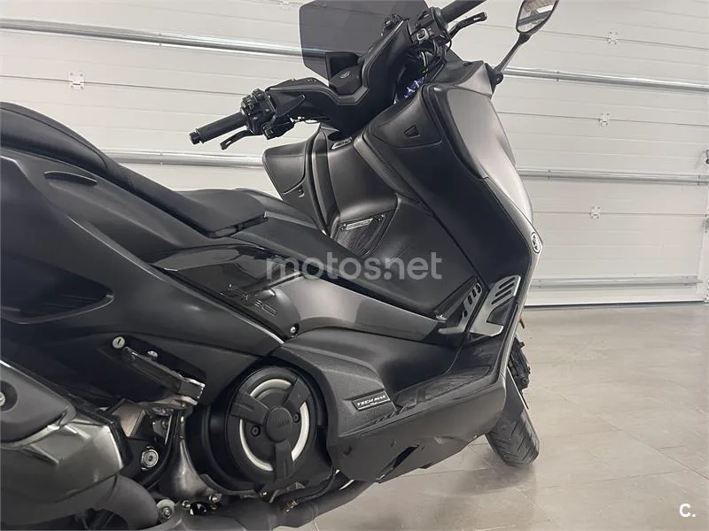 Yamaha TMAX 560 – Vista 7