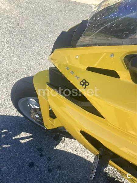 Suzuki GSX-8R – Vista 2