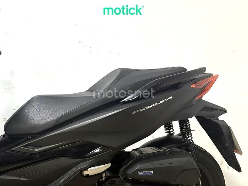 Honda Forza 125 – Vista 7