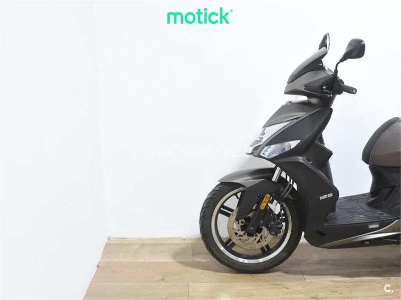 Kymco Agility City 125 – Vista 8