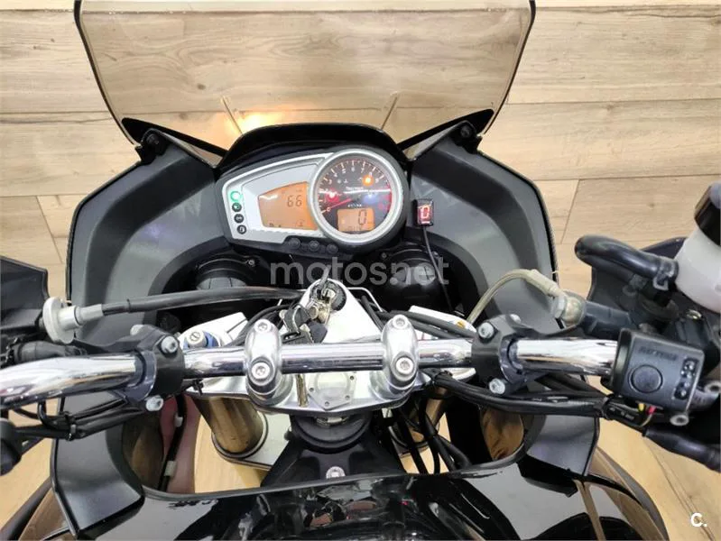 Triumph Tiger 1050 – Vista 16