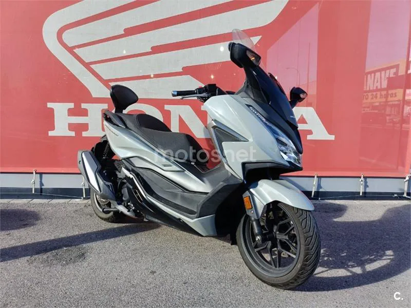 Honda Forza 350 – Vista 4