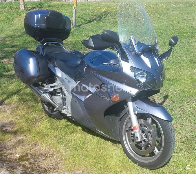 Yamaha FJR 1300 – Vista 2