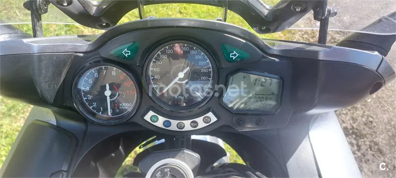 Yamaha FJR 1300 – Vista 7