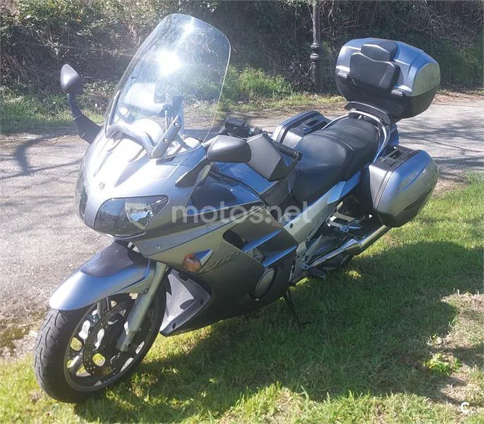 Yamaha FJR 1300 – Vista 9