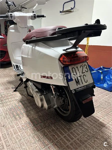 Lambretta V 125 Special – Vista 4