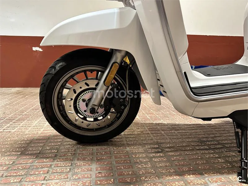 Lambretta V 125 Special – Vista 5