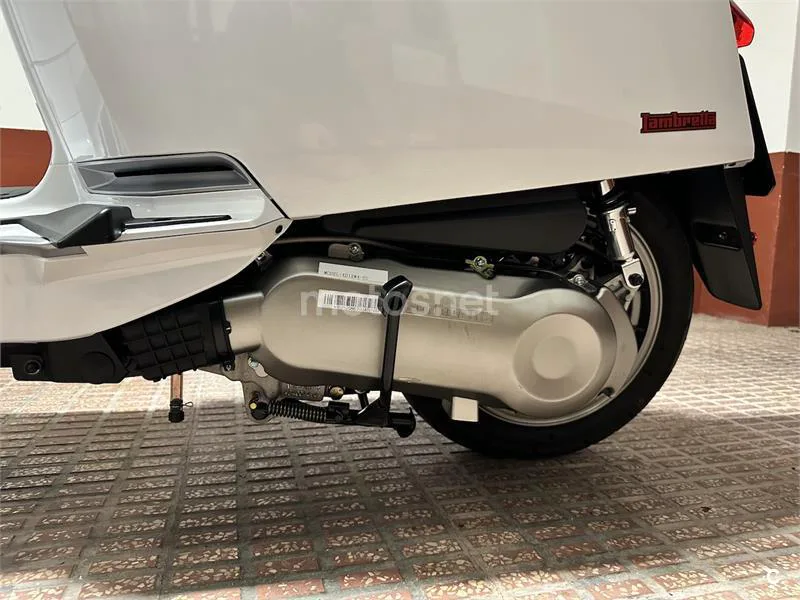 Lambretta V 125 Special – Vista 7