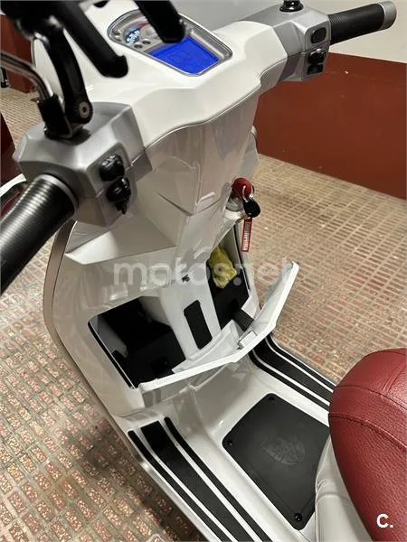 Lambretta V 125 Special – Vista 8