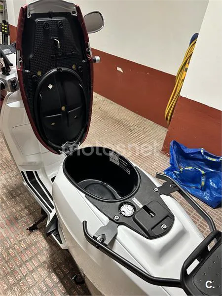 Lambretta V 125 Special – Vista 9