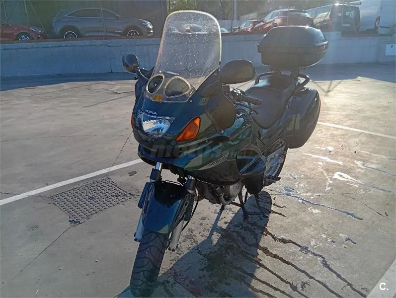 Honda NT 650 V Deauville – Vista 4