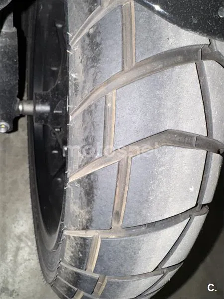 Honda ADV 350 – Vista 4