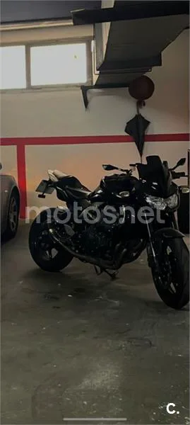 Kawasaki Z 750R – Vista 5