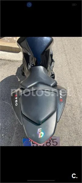 Kawasaki Z 750R – Vista 6