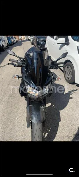 Kawasaki Z 750R – Vista 8