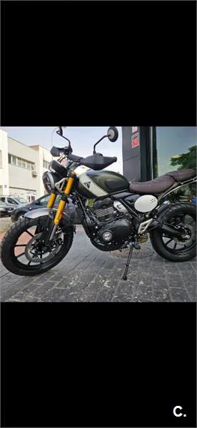 Triumph Scrambler 400 X – Vista 2