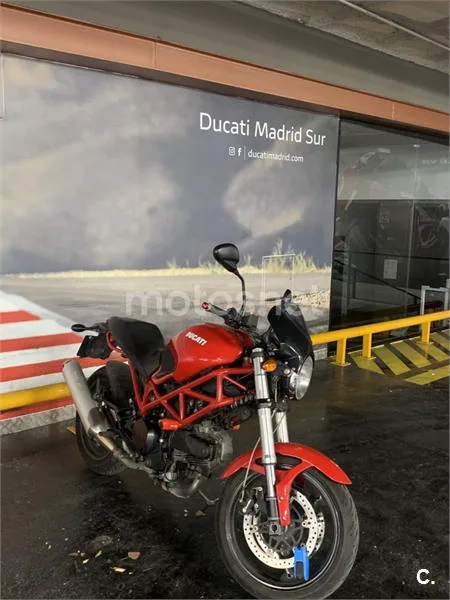 Ducati Monster 695 – Vista 2