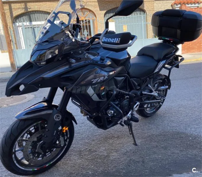 Benelli TRK – Vista 2