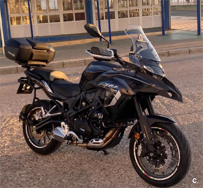 Benelli TRK – Vista 4