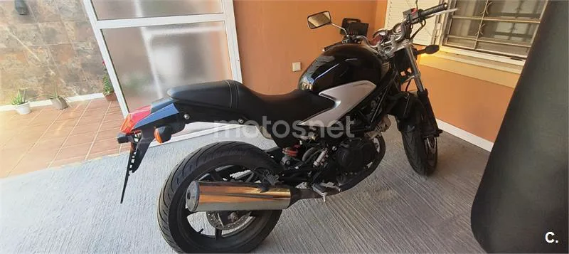 Honda VTR 250 – Vista 3