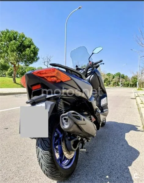 Yamaha XMAX 125 – Vista 4