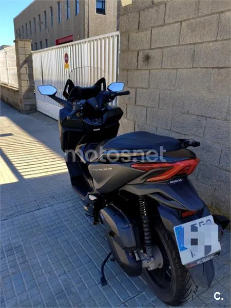 Honda Forza 125 – Vista 3