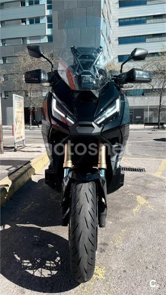 Honda X-ADV – Vista 2