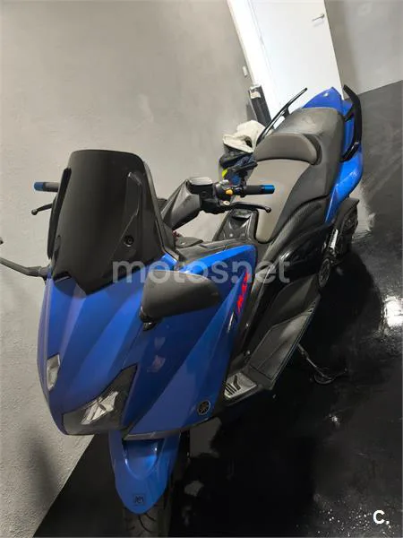 Yamaha TMAX 530 – Vista 7