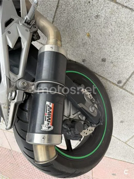 Kawasaki Z 800e – Vista 5