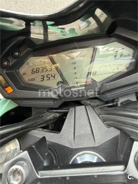 Kawasaki Z 800e – Vista 6