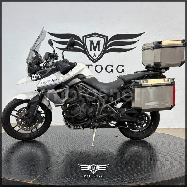 Triumph Tiger 800 XR – Vista 5