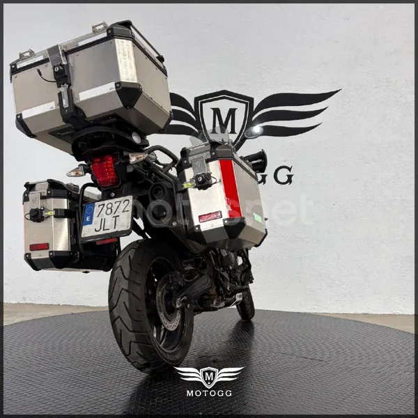 Triumph Tiger 800 XR – Vista 7