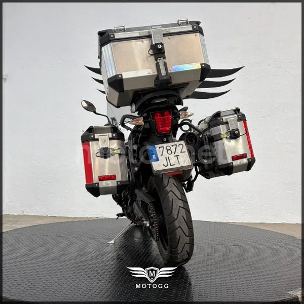 Triumph Tiger 800 XR – Vista 10