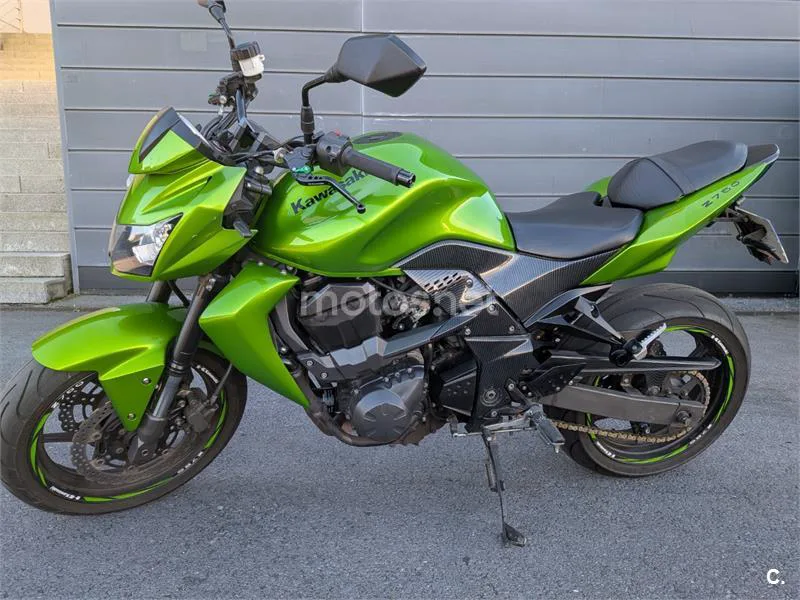 Kawasaki Z 750 – Vista 2
