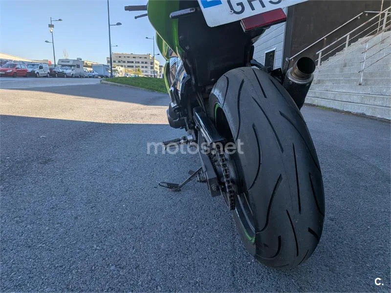 Kawasaki Z 750 – Vista 10