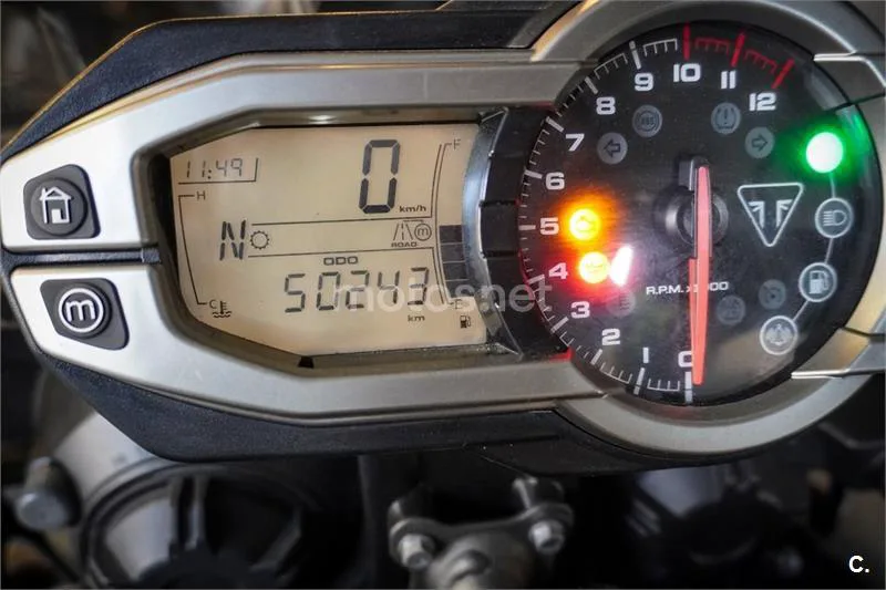 Triumph Tiger 800 XC – Vista 18