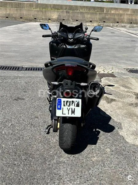 Yamaha TMAX – Vista 6