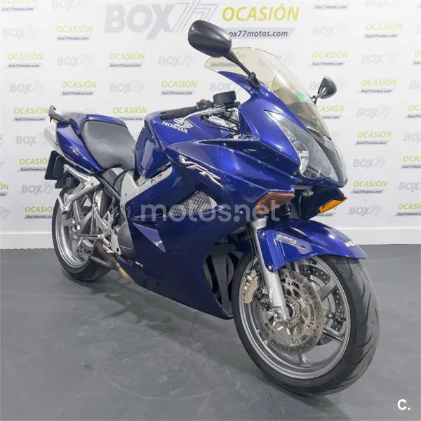 Honda VFR 800 – Vista 3