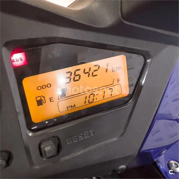 Honda VFR 800 – Vista 6