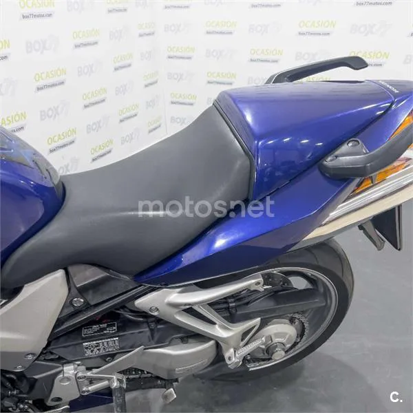 Honda VFR 800 – Vista 10