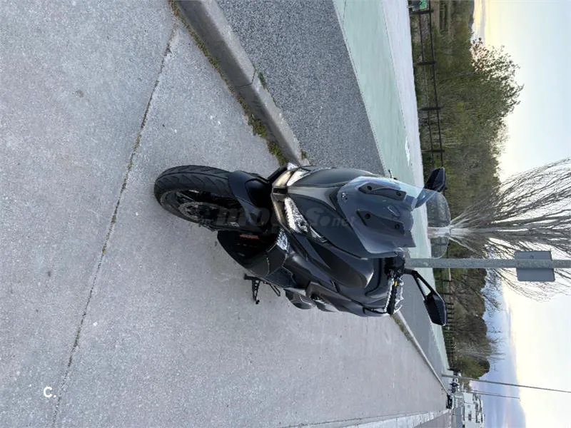 Kymco Xciting S 400 – Vista 2