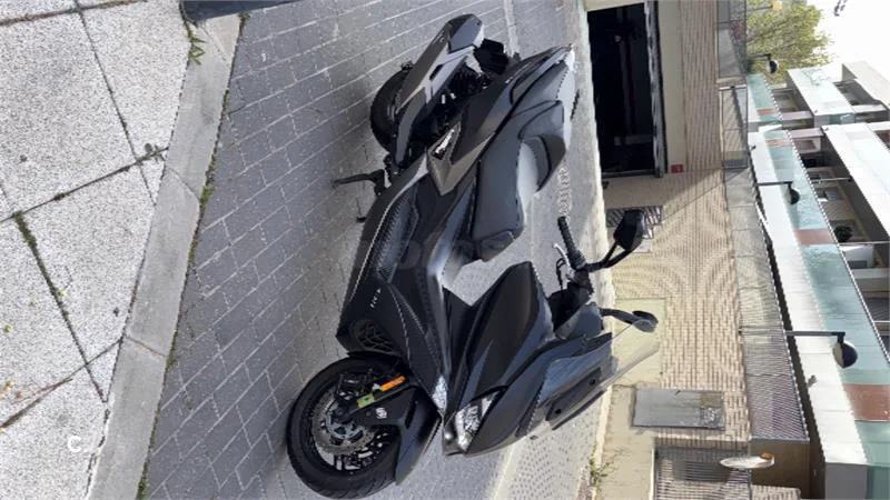 Kymco Xciting S 400 – Vista 5