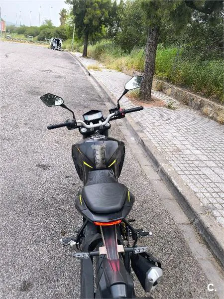 Keeway RKF 125 – Vista 4