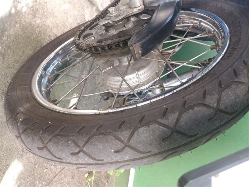 Yamaha SR 250 Classic – Vista 7